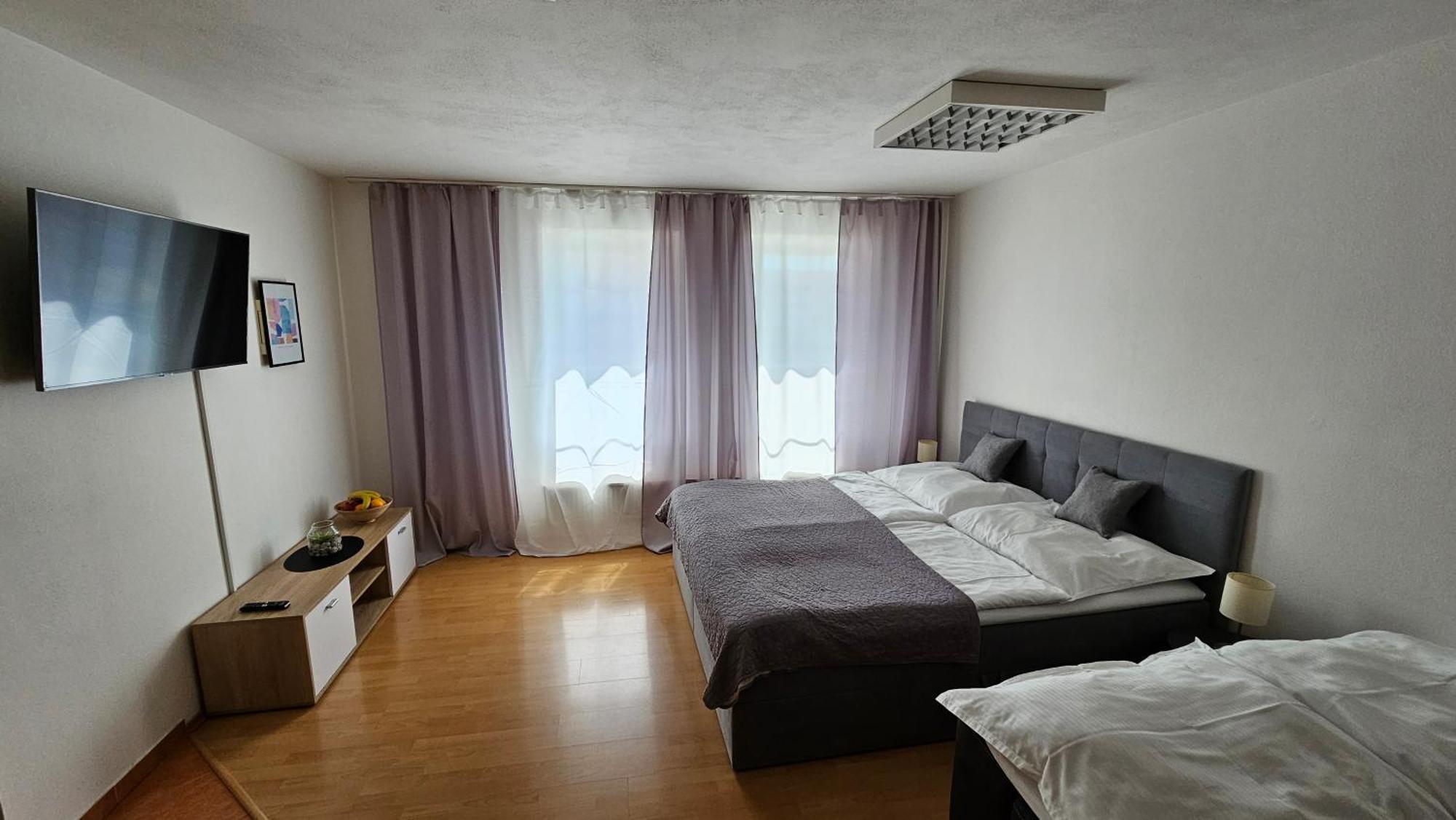 Apartmany V Zlatej Ulicke بايموتْسْ المظهر الخارجي الصورة