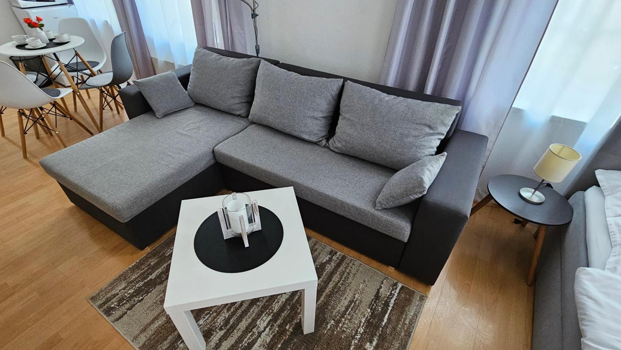 Apartmany V Zlatej Ulicke بايموتْسْ المظهر الخارجي الصورة